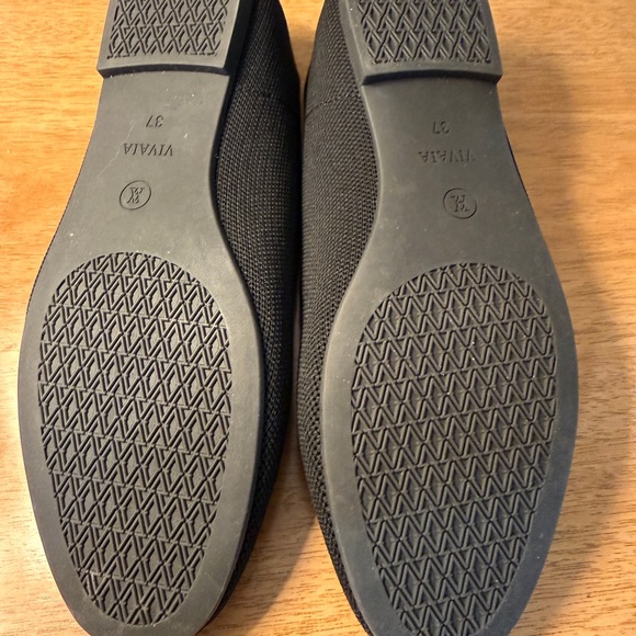 Vivala Eileen Round Toe Patterned Loafers EU 37 US 6.5. Like new. - Picture 3 of 11